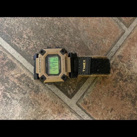 New Timex Humvee watch - Picture 1 of 4